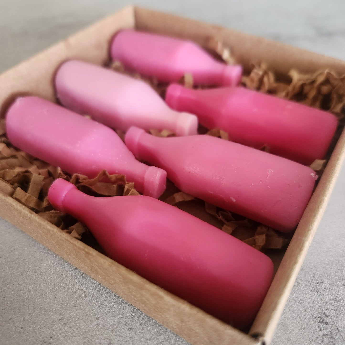 "Strawberry Wine" Scented Wax Melts: Vegan, Coconut-Soy Blend Wax, Wine Bottle Shaped