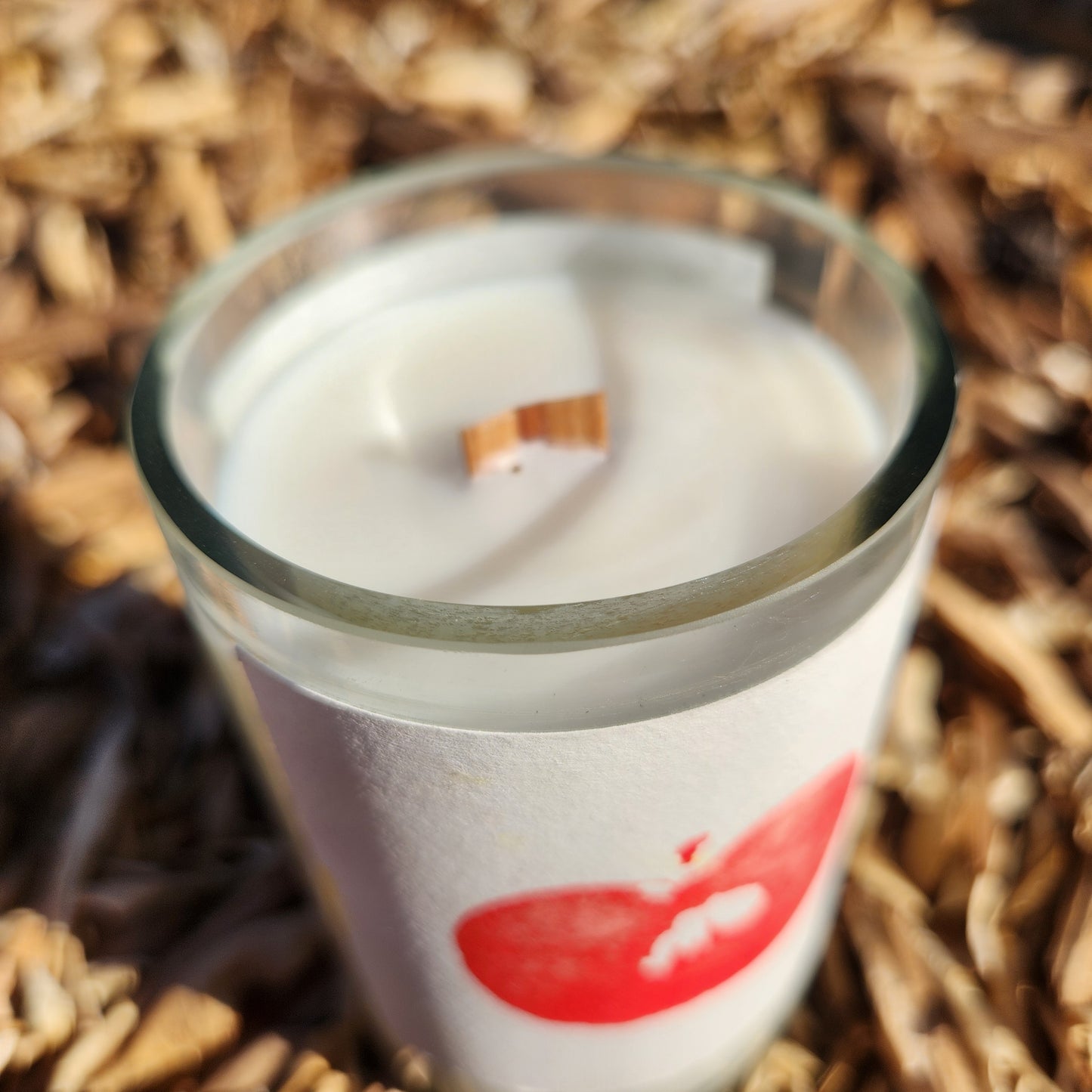 Hand-Poured Arizona Winery Candle | Wooden Wick | Caramel Apple Scent